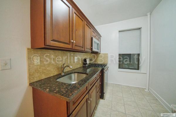 2 bedrooms apartment for rent in Astoria - Queens, New York