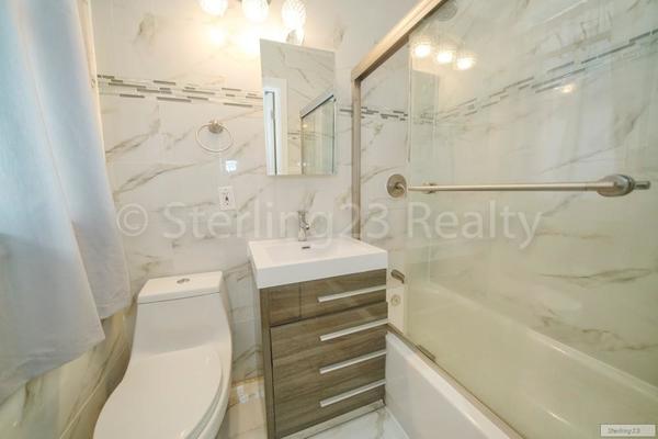 3 bedrooms apartment for rent in Astoria - Queens, New York