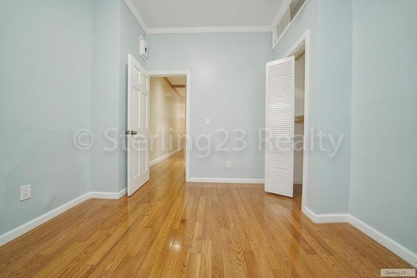 3 bedrooms apartment for rent in Astoria - Queens, New York