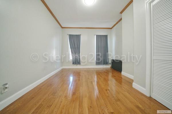 3 bedrooms apartment for rent in Astoria - Queens, New York