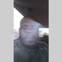 Looking for a roommate in Central Los Angeles, Southeast, San Fernando Valley, The Harbor, Westside / South Bay - Los Angeles