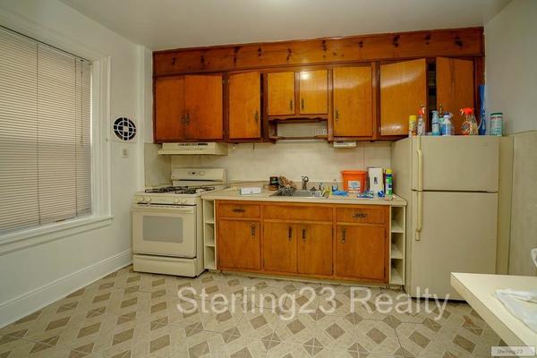 3 bedrooms apartment for rent in Astoria - Queens, New York