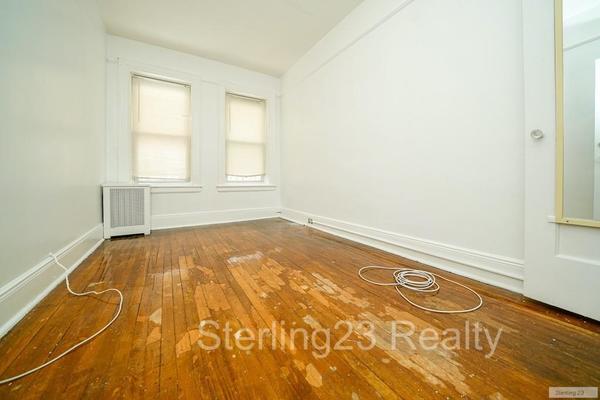 3 bedrooms apartment for rent in Astoria - Queens, New York