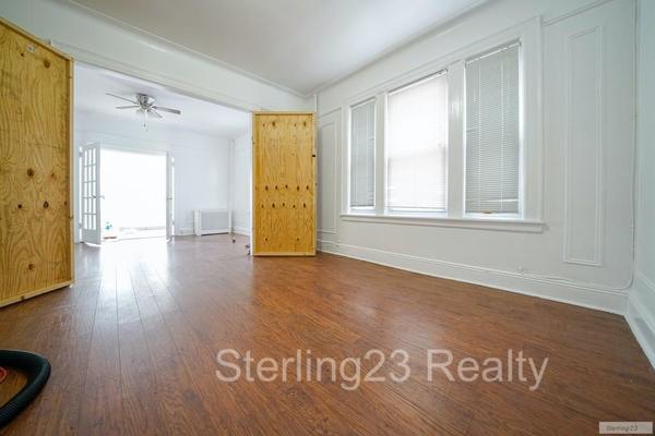 3 bedrooms apartment for rent in Astoria - Queens, New York