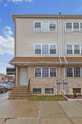 4 bedrooms apartment for rent in Brownsville - Brooklyn, New York