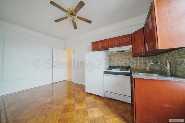 3 bedrooms apartment for rent in Astoria - Queens, New York