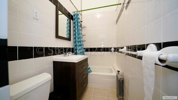 2 bedrooms apartment for rent in Astoria - Queens, New York