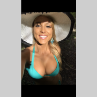 Looking for a roommate in Palm Beach County, Miami Dade, Miami Beach, Miami, Broward County - Miami