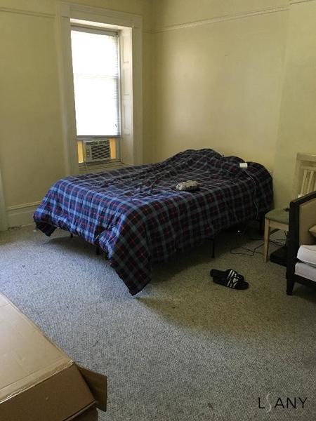 4 bedrooms apartment for rent in Belmont - The Bronx, New York