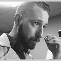 Looking for a roommate in Central Los Angeles, Orange County, The Verdugos, Southeast, San Fernando Valley, The Harbor, Westside / South Bay - Los Angeles