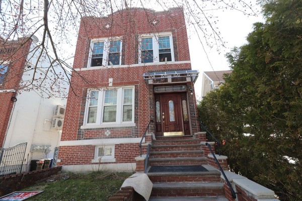 2 bedrooms apartment for rent in Fort Hamilton - Brooklyn, New York