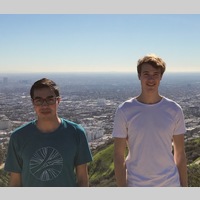 Looking for a roommate in San Fernando Valley, Westside / South Bay - Los Angeles