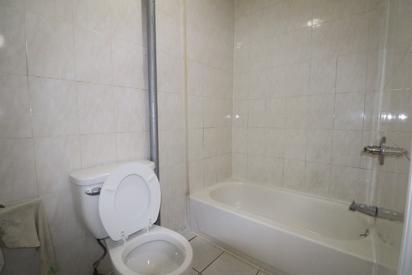 3 bedrooms apartment for rent in Gravesend / Bath Beach - Brooklyn, New York