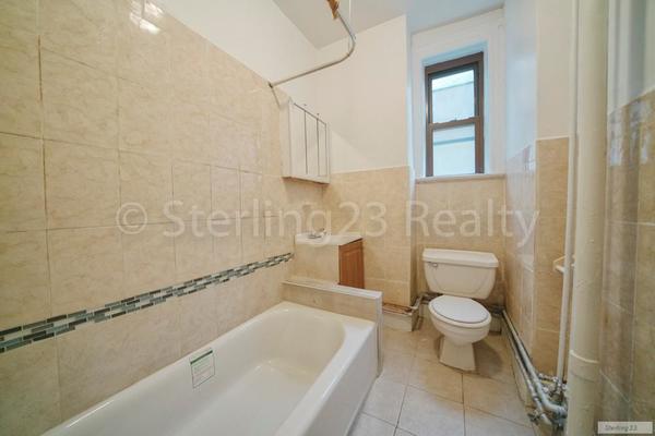 3 bedrooms apartment for rent in Astoria - Queens, New York