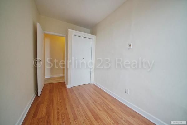 3 bedrooms apartment for rent in Astoria - Queens, New York