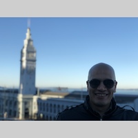 Looking for a roommate in East Bay, San Francisco - San Francisco