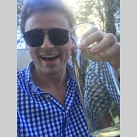 Looking for a roommate in Miami - Miami