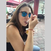 Looking for a roommate in Miami - Miami