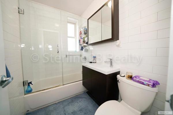 2 bedrooms apartment for rent in Astoria - Queens, New York