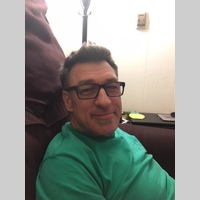 Looking for a roommate in San Fernando Valley - Los Angeles