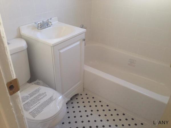 4 bedrooms apartment for rent in Belmont - The Bronx, New York