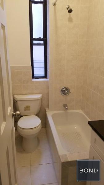 4 bedrooms apartment for rent in Washington Heights - Manhattan, New York