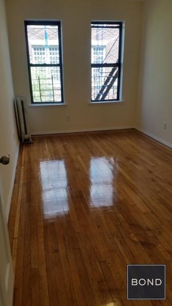 4 bedrooms apartment for rent in Washington Heights - Manhattan, New York