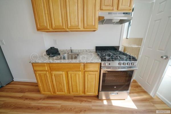 2 bedrooms apartment for rent in Astoria - Queens, New York
