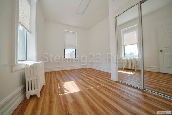 2 bedrooms apartment for rent in Astoria - Queens, New York