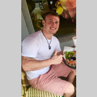 Looking for a roommate in Palm Beach County, Miami Dade, Miami Beach, Miami, Broward County - Miami