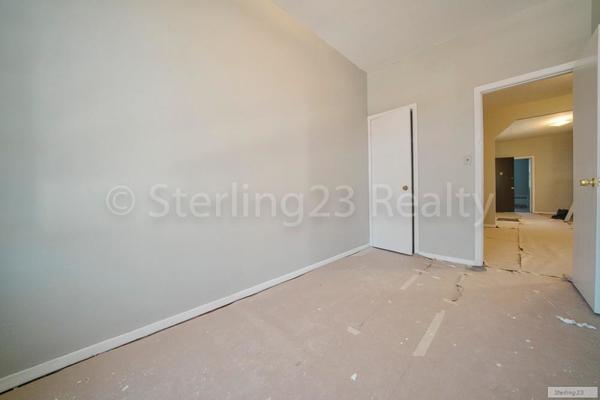 3 bedrooms apartment for rent in Astoria - Queens, New York