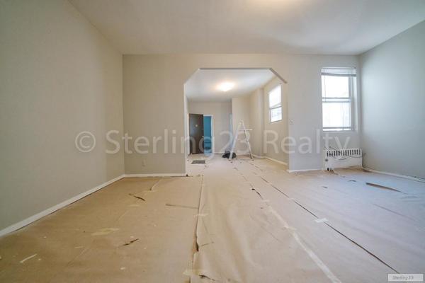 3 bedrooms apartment for rent in Astoria - Queens, New York
