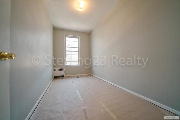 3 bedrooms apartment for rent in Astoria - Queens, New York