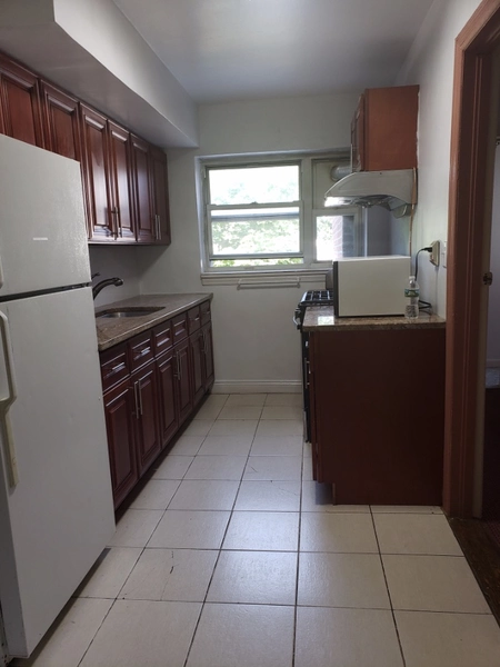 5 bedrooms apartment for rent in Fresh Meadows - Queens, New York
