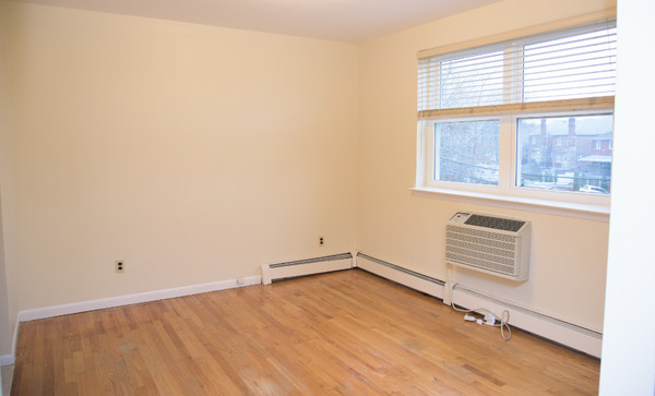 3 bedrooms apartment for rent in Morris Park - The Bronx, New York
