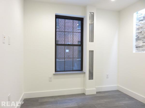 4 bedrooms apartment for rent in Inwood - Manhattan, New York