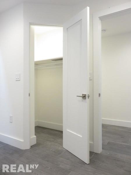 4 bedrooms apartment for rent in Inwood - Manhattan, New York