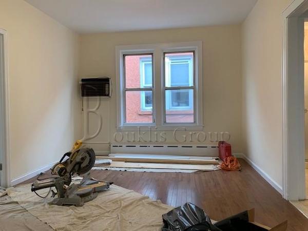 3 bedrooms apartment for rent in Astoria - Queens, New York