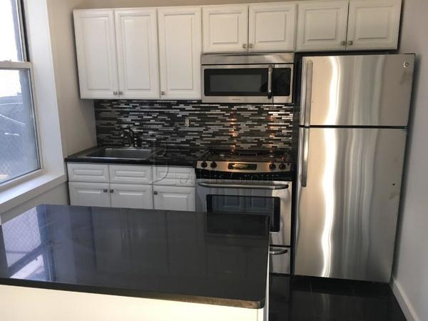4 bedrooms apartment for rent in LIC - Queens, New York