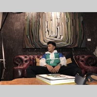 Looking for a roommate in Orange County, The Verdugos, San Fernando Valley, Westside / South Bay - Los Angeles