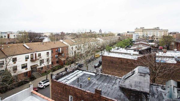 3 bedrooms apartment for rent in Brownsville - Brooklyn, New York