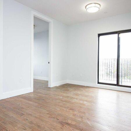 3 bedrooms apartment for rent in Brownsville - Brooklyn, New York