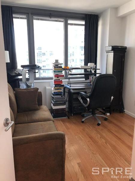 3 bedrooms apartment for rent in LIC - Queens, New York