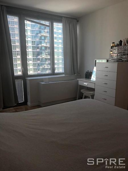 3 bedrooms apartment for rent in LIC - Queens, New York
