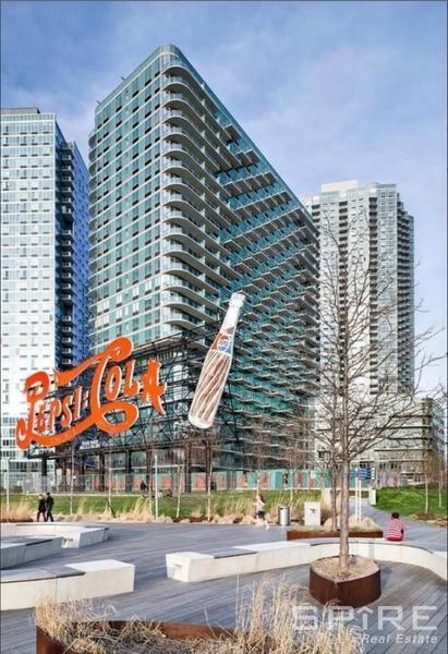 3 bedrooms apartment for rent in LIC - Queens, New York