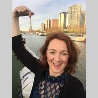 Looking for a roommate in North Side, Central - Chicago