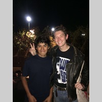 Looking for a roommate in Orange County - Los Angeles