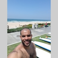 Looking for a roommate in Orange County - Los Angeles