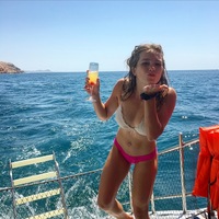 Looking for a roommate in Orange County - Los Angeles