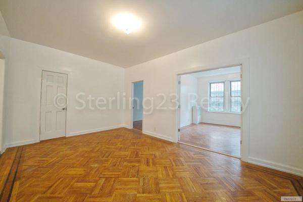 2 bedrooms apartment for rent in Astoria - Queens, New York